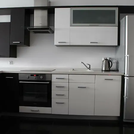 Happy 13 Bandurskiego Apartman *